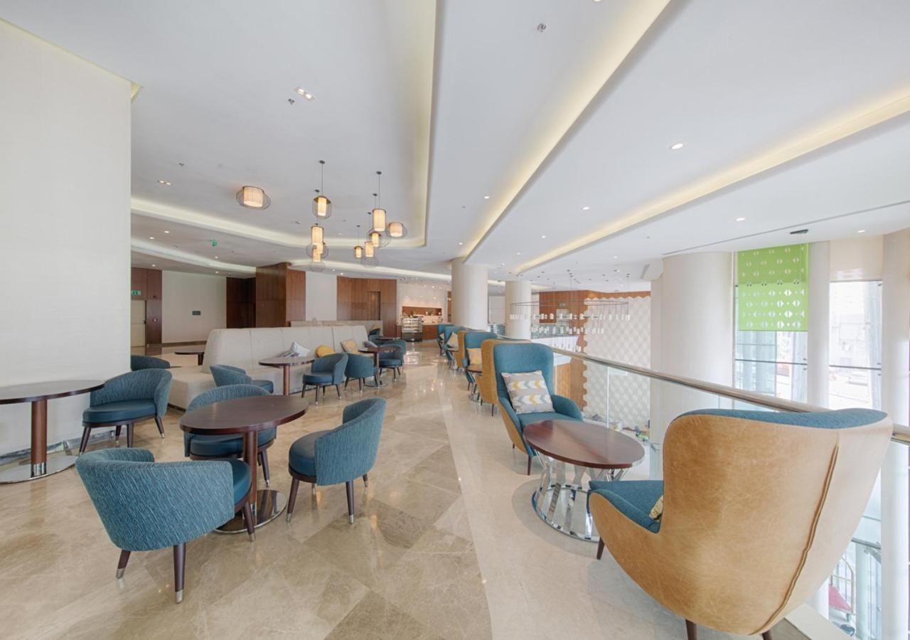 Holiday Suites Al Azizia Mecca Екстер'єр фото The hotel's lobby