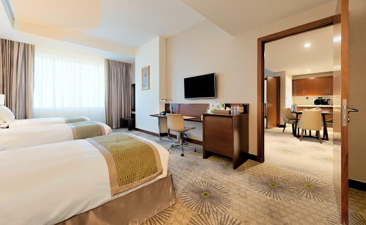 Holiday Suites Al Azizia Mecca Екстер'єр фото